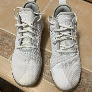 Nike Witness sneakers